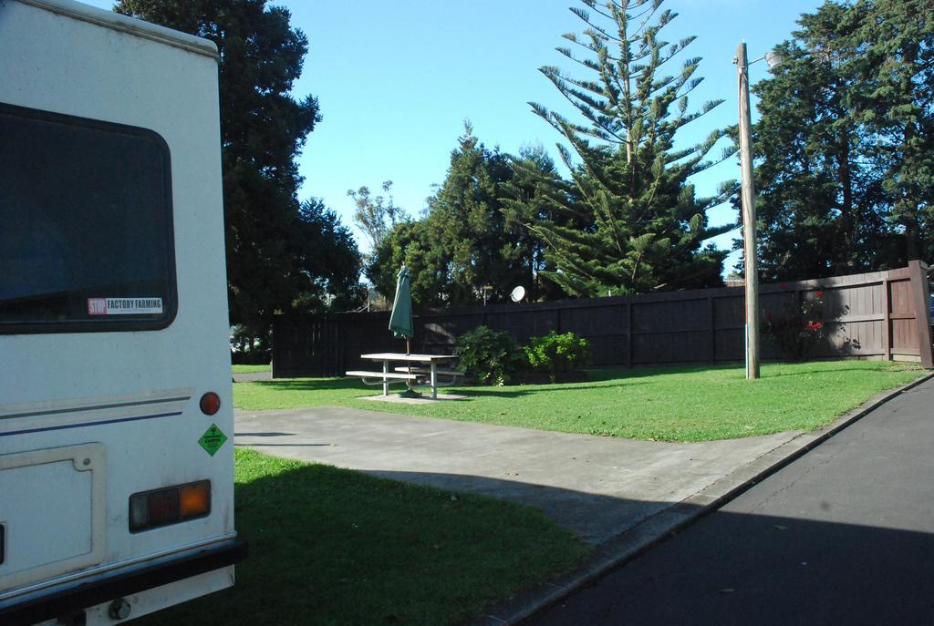 Hotel Avondale Motor Park à Auckland Extérieur photo